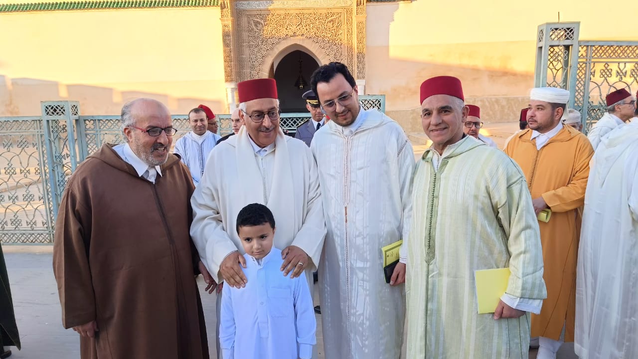 عامل عمالة مكناس يحيي حفل ديني كبير بمكناس ترحما على سلاطين وملوك الدولة العلوية الشريفة عامل عمالة مكناس يحيي حفل ديني كبير بمكناس ترحما على سلاطين وملوك الدولة العلوية الشريفة