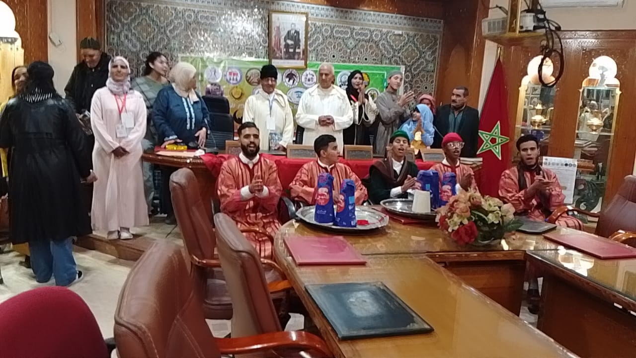 جمعية أسوار العاصمة الإسماعيلية للثقافة و البيئة و التنمية و التضامن بمكناس تنظم حفلا دينيا احتفاءا بليلة القدر المباركة جمعية أسوار العاصمة الإسماعيلية للثقافة و البيئة و التنمية و التضامن بمكناس تنظم حفلا دينيا احتفاءا بليلة القدر المباركة