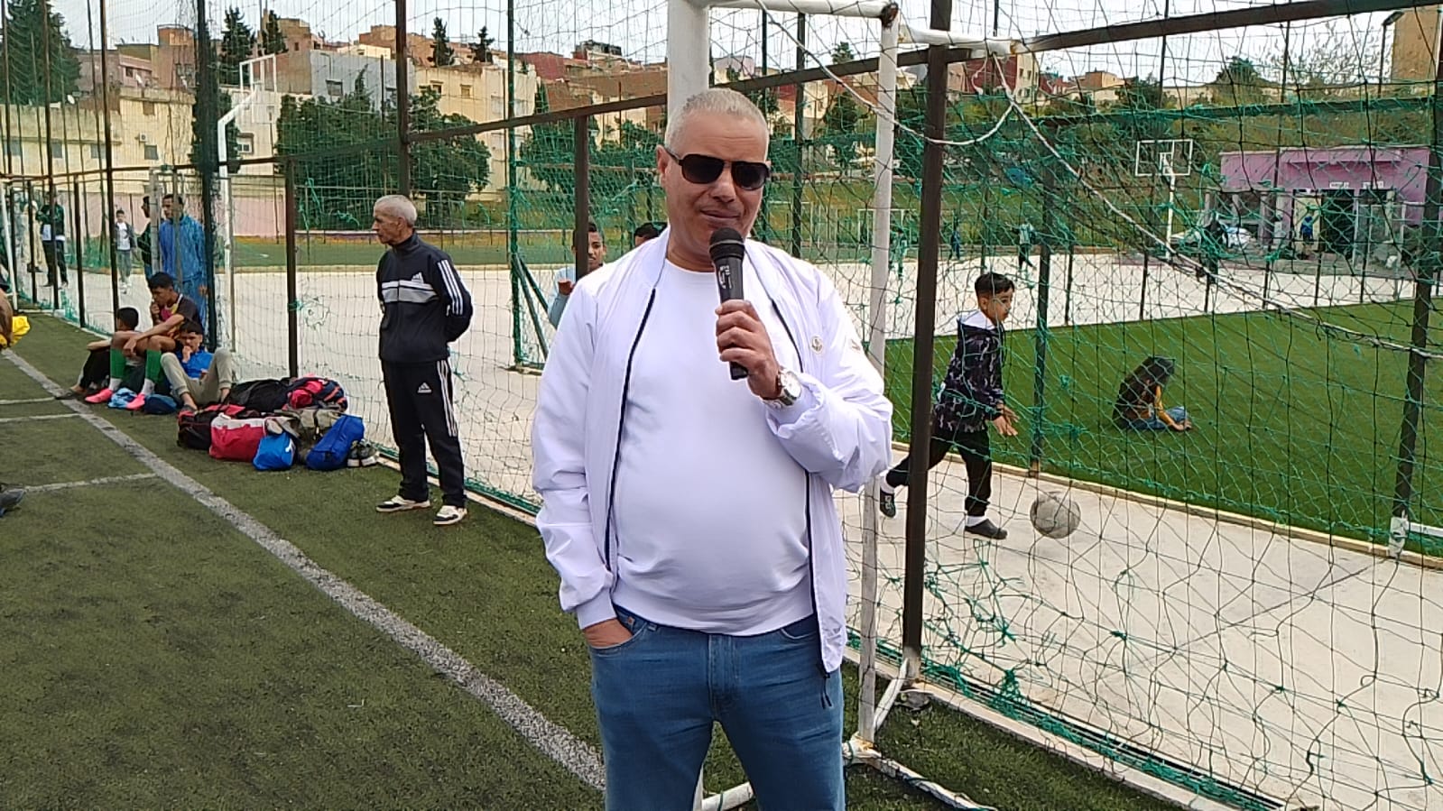 تكريم اللاعب حميد الملقب تكريم اللاعب حميد الملقب