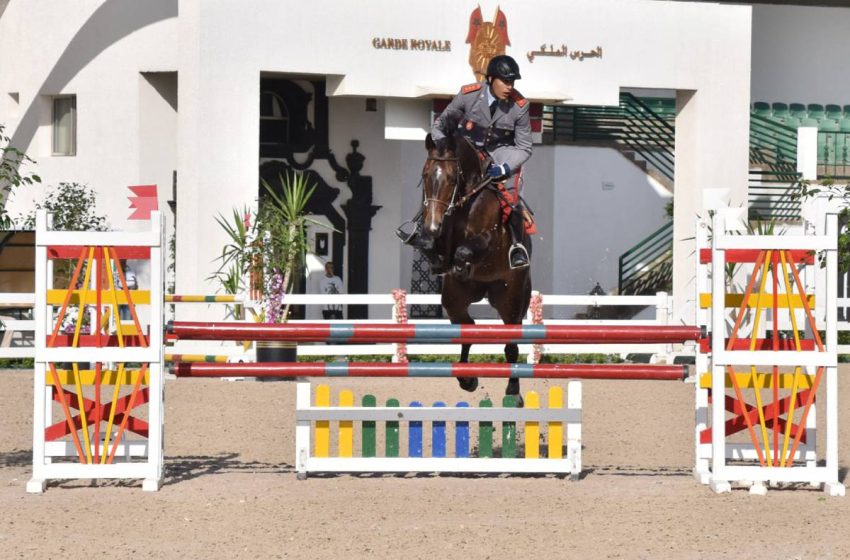 الحرس الملكي ينظم المباراة الرسمية للقفز على الحواجز 3 نجوم من 11 إلى 13 أبريل الجاري بتطوان الحرس الملكي ينظم المباراة الرسمية للقفز على الحواجز 3 نجوم من 11 إلى 13 أبريل الجاري بتطوان