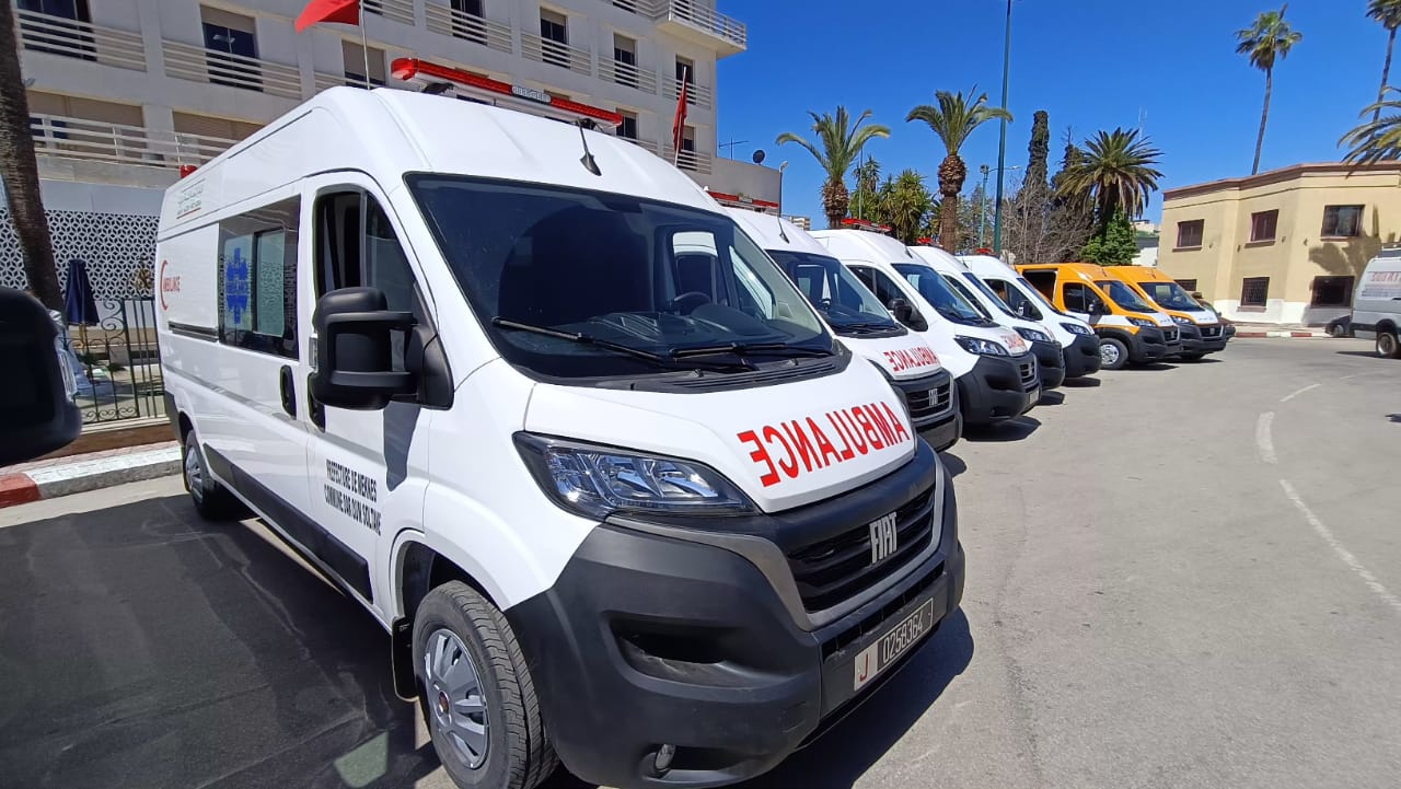 بمناسبة اليوم العالمي للصحة عامل مكناس يوزع سيارات الإسعاف على عدد من الجماعات القروية ويطلق خدمات مستوصف قروي بالمهاية بمناسبة اليوم العالمي للصحة عامل مكناس يوزع سيارات الإسعاف على عدد من الجماعات القروية ويطلق خدمات مستوصف قروي بالمهاية