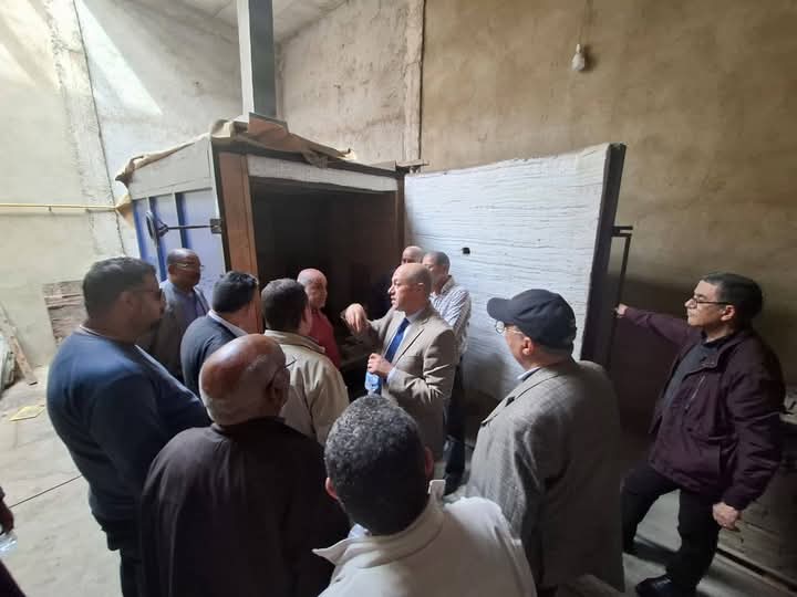 وفد من غرفة الصناعة التقليدية لجهة فاس مكناس يقوم بزيارة عمل للحي الحرفي الرميكة قصد للإطلاع على مختلف الورشات