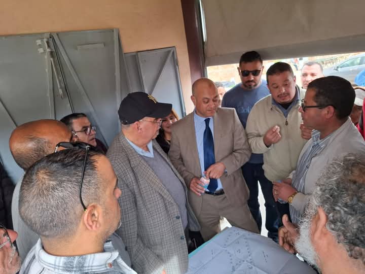 وفد من غرفة الصناعة التقليدية لجهة فاس مكناس يقوم بزيارة عمل للحي الحرفي الرميكة قصد للإطلاع على مختلف الورشات