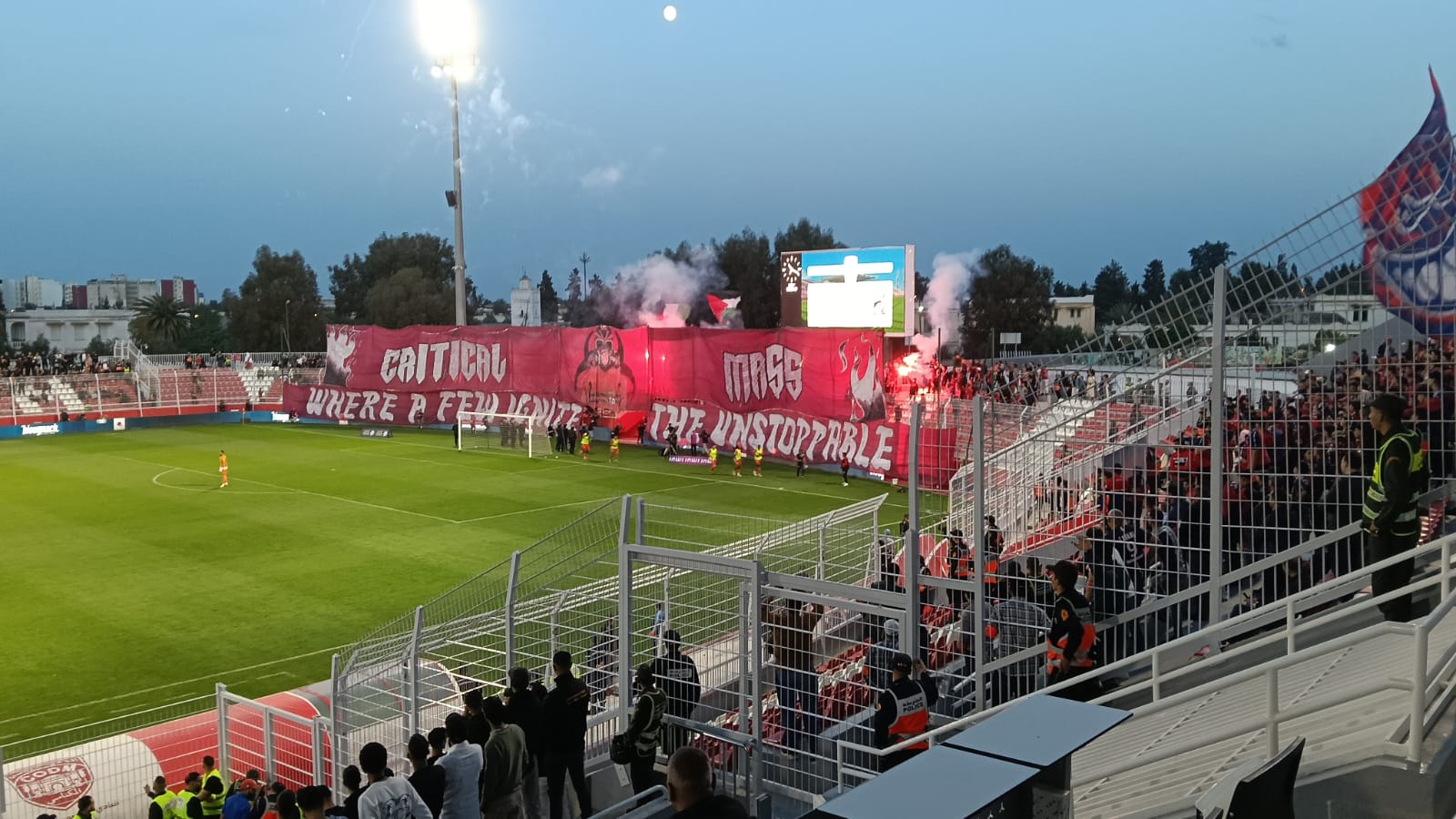 ضربة حظ من اللاعب أنس المهراوي تهدي النادي المكناسي فوزا ثمينا.