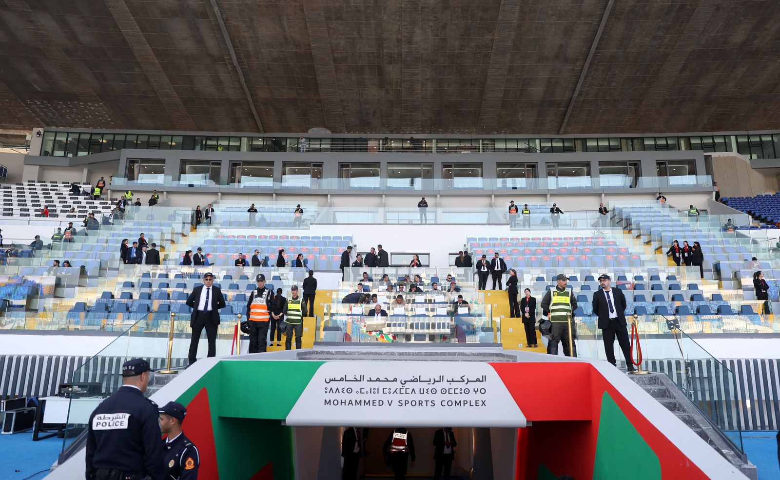 المركب الرياضي محمد الخامس بالدار البيضاء يكتسي حلة جديدة