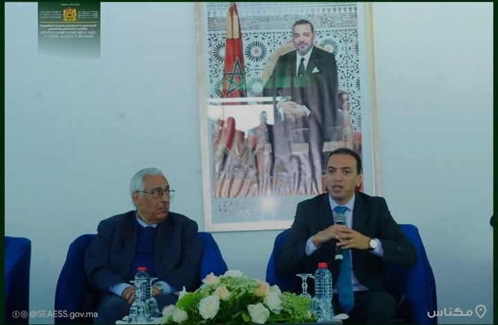 كاتب الدولة المكلف بالصناعة التقليدية والاقتصاد الاجتماعي والتضامني يعقد بمكناس لقاءا تواصليا لتدارس سبل النهوض بقطاع الصناعة التقليدية كاتب الدولة المكلف بالصناعة التقليدية والاقتصاد الاجتماعي والتضامني يعقد بمكناس لقاءا تواصليا لتدارس سبل النهوض بقطاع الصناعة التقليدية