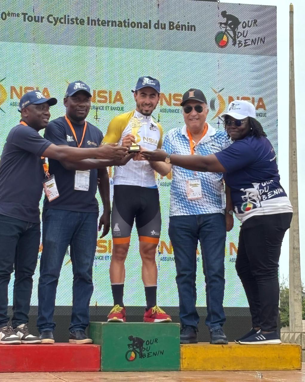 بحضور سفير المملكة المغربية معالي الاستاذ رشيد الركيبي ، البطل إبراهيم الصباحي من الفريق القاري ممثل الجامعة الملكية المغربية للدراجات بحضور سفير المملكة المغربية معالي الاستاذ رشيد الركيبي ، البطل إبراهيم الصباحي من الفريق القاري ممثل الجامعة الملكية المغربية للدراجات