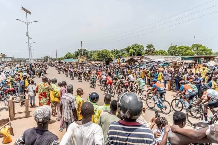 بحضور سفير المملكة المغربية معالي الاستاذ رشيد الركيبي ، البطل إبراهيم الصباحي من الفريق القاري ممثل الجامعة الملكية المغربية للدراجات بحضور سفير المملكة المغربية معالي الاستاذ رشيد الركيبي ، البطل إبراهيم الصباحي من الفريق القاري ممثل الجامعة الملكية المغربية للدراجات