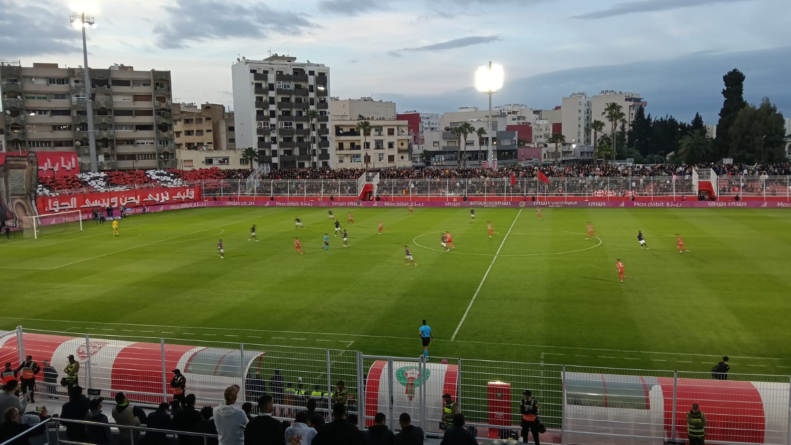 بلا مباراة السد: الكوديم حقق الأهم والبقاء في البطولة الاحترافية (إنوي) القسم الأول. بلا مباراة السد: الكوديم حقق الأهم والبقاء في البطولة الاحترافية (إنوي) القسم الأول.