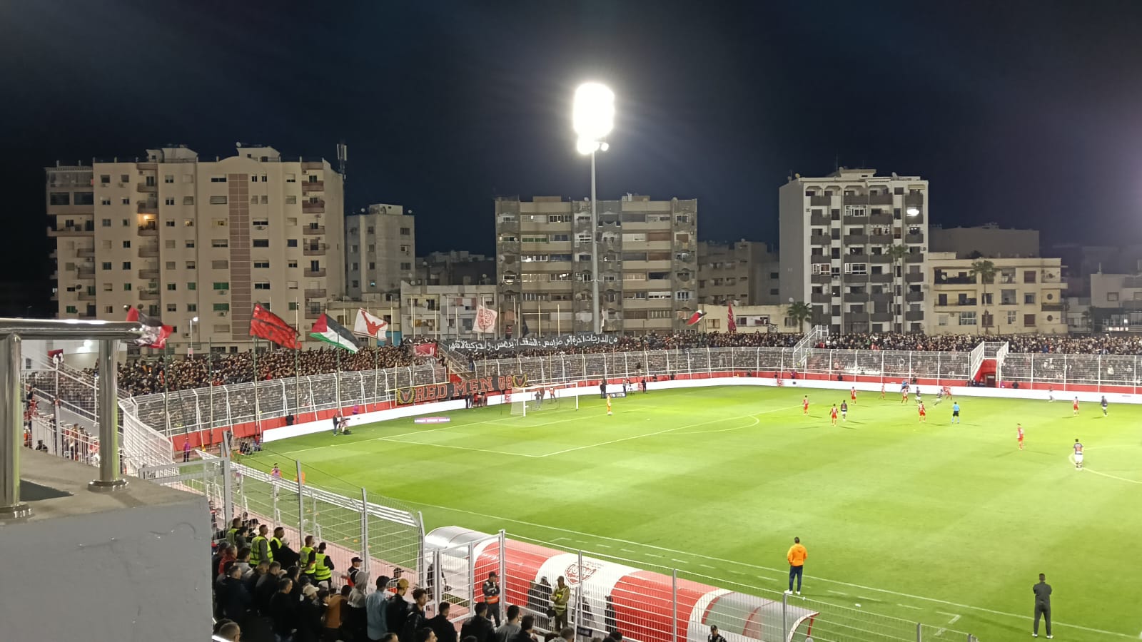 بلا مباراة السد: الكوديم حقق الأهم والبقاء في البطولة الاحترافية (إنوي) القسم الأول. بلا مباراة السد: الكوديم حقق الأهم والبقاء في البطولة الاحترافية (إنوي) القسم الأول.