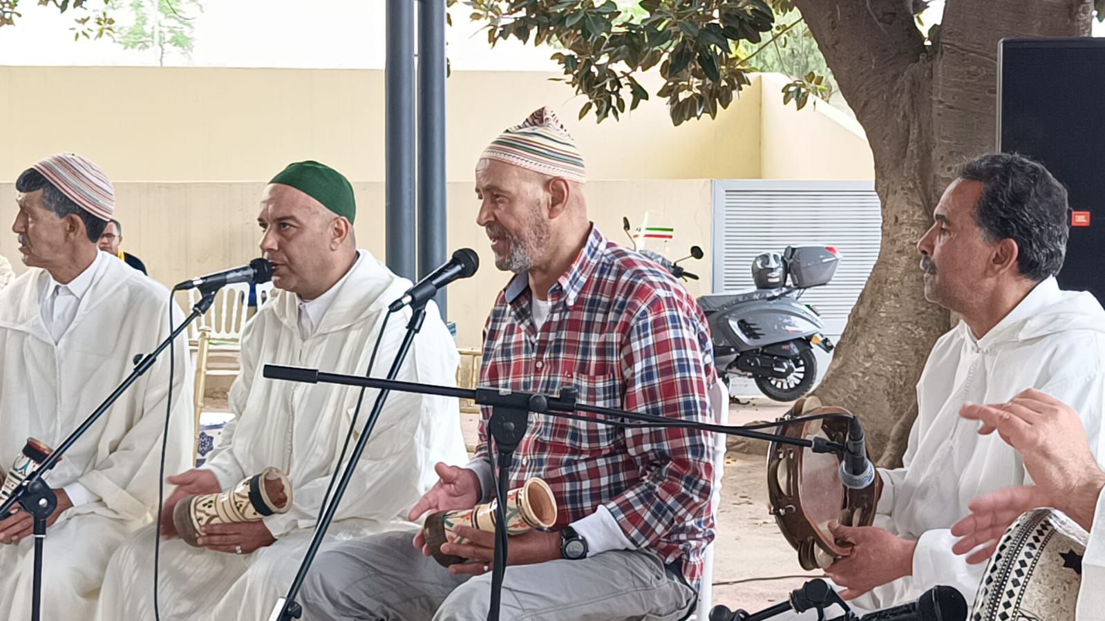 جمعية رحاب الإسماعيلية للملحون والموسيقى الثراثية تنظم عادة النزاهة جمعية رحاب الإسماعيلية للملحون والموسيقى الثراثية تنظم عادة النزاهة
