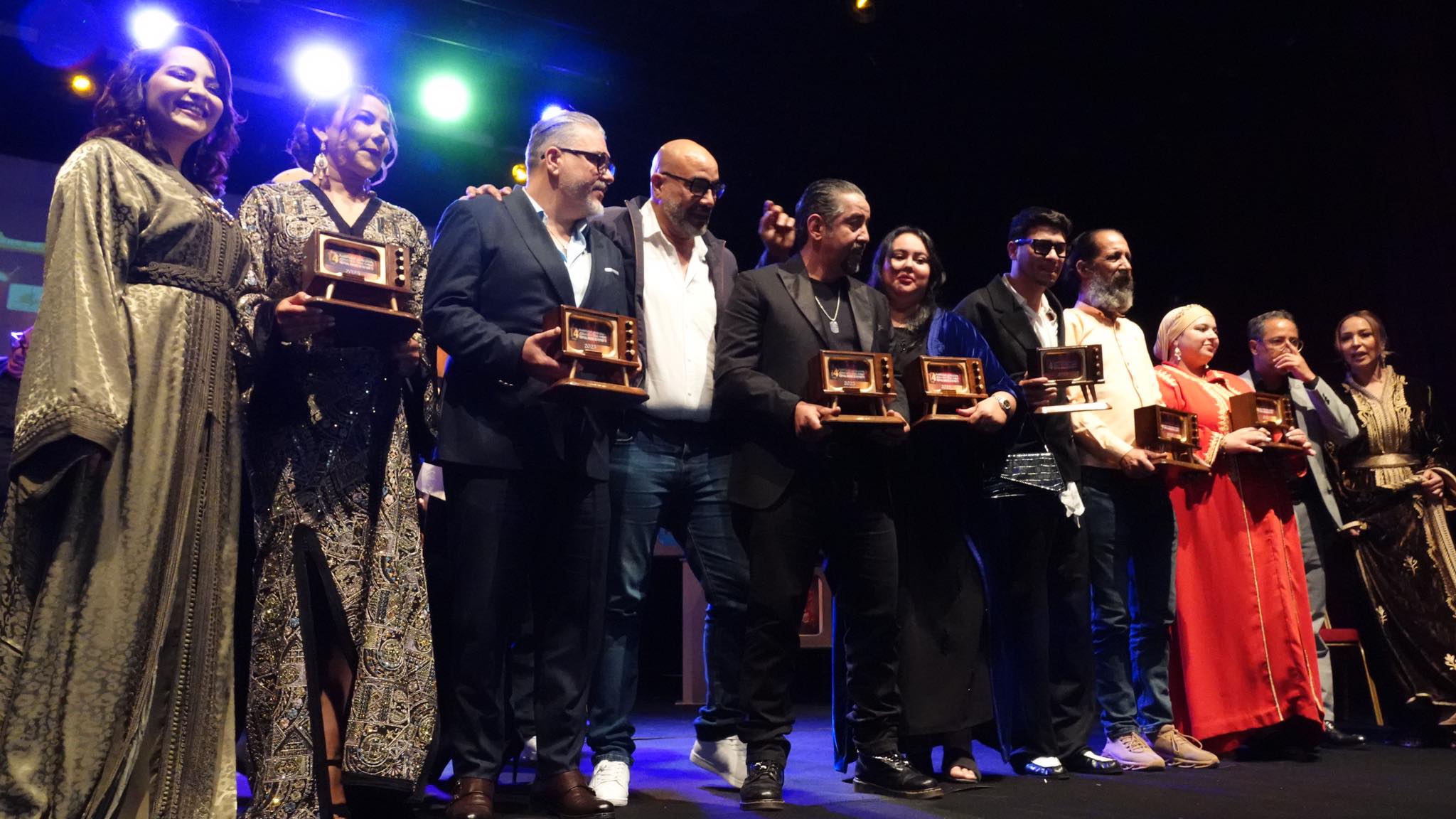 في نسخة ناجحة إسدال الستار على الدورة 14 من مهرجان مكناس للدراما والتلفزيون: تألق درامي وتكريم للإبداع المغربي تتويجات واعترافات بابداع فني واعد في نسخة ناجحة إسدال الستار على الدورة 14 من مهرجان مكناس للدراما والتلفزيون: تألق درامي وتكريم للإبداع المغربي تتويجات واعترافات بابداع فني واعد