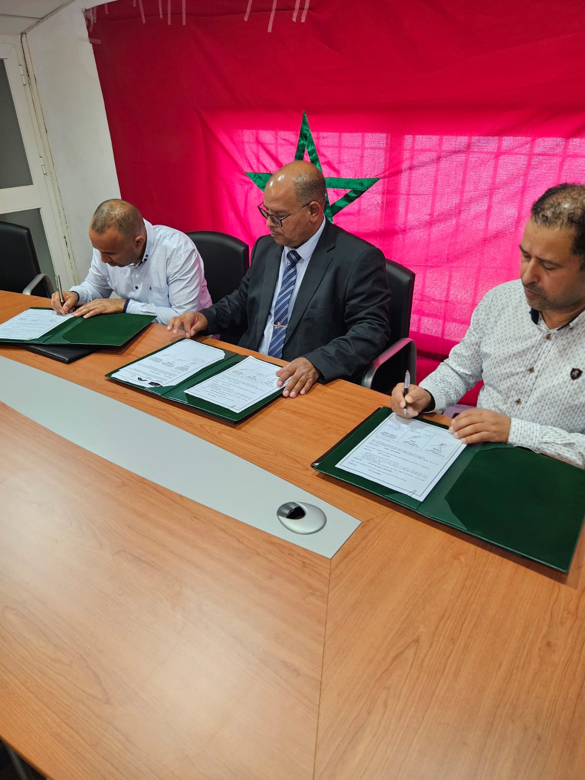 اتفاقية شراكة بين المنتدى المغربي الافريقي للتعاون  الدولي وجمعية المهاجرين وجمعية دعم الفئات الهشة.