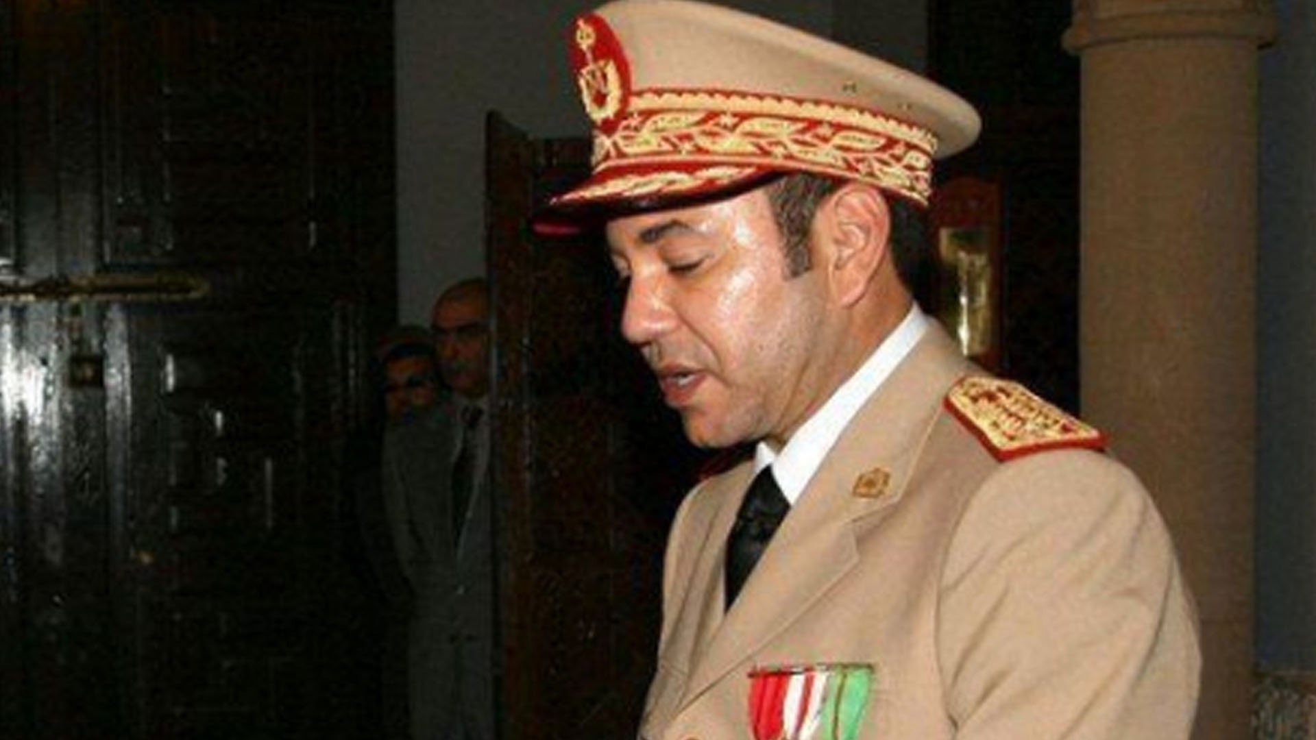 جلالة الملك القائد الأعلى ورئيس أركان الحرب العامة للقوات المسلحة الملكية يوجه الأمر اليومي للقوات المسلحة الملكية بمناسبة الذكرى ال 69 لتأسيسها جلالة الملك القائد الأعلى ورئيس أركان الحرب العامة للقوات المسلحة الملكية يوجه الأمر اليومي للقوات المسلحة الملكية بمناسبة الذكرى ال 69 لتأسيسها