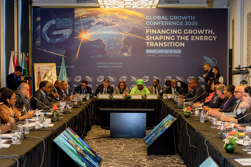 “خارطة طريق الرباط” حول تمويل النمو والانتقال الطاقي تتوج أشغال مؤتمر “النمو العالمي 2025” “خارطة طريق الرباط” حول تمويل النمو والانتقال الطاقي تتوج أشغال مؤتمر “النمو العالمي 2025”