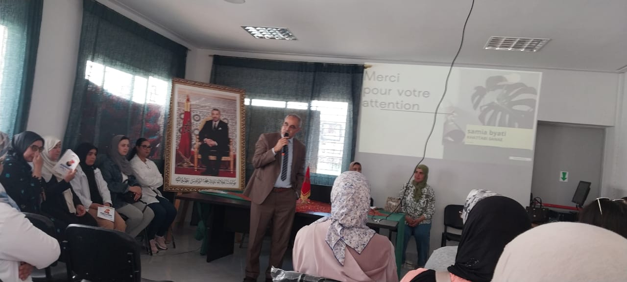 المركب الاجتماعي التربوي والرياضي رياض الزيتون ينظم لقاء تواصلي تخليدا للذكرى العشرون لانطلاق المبادرة الوطنية للتنمية البشرية