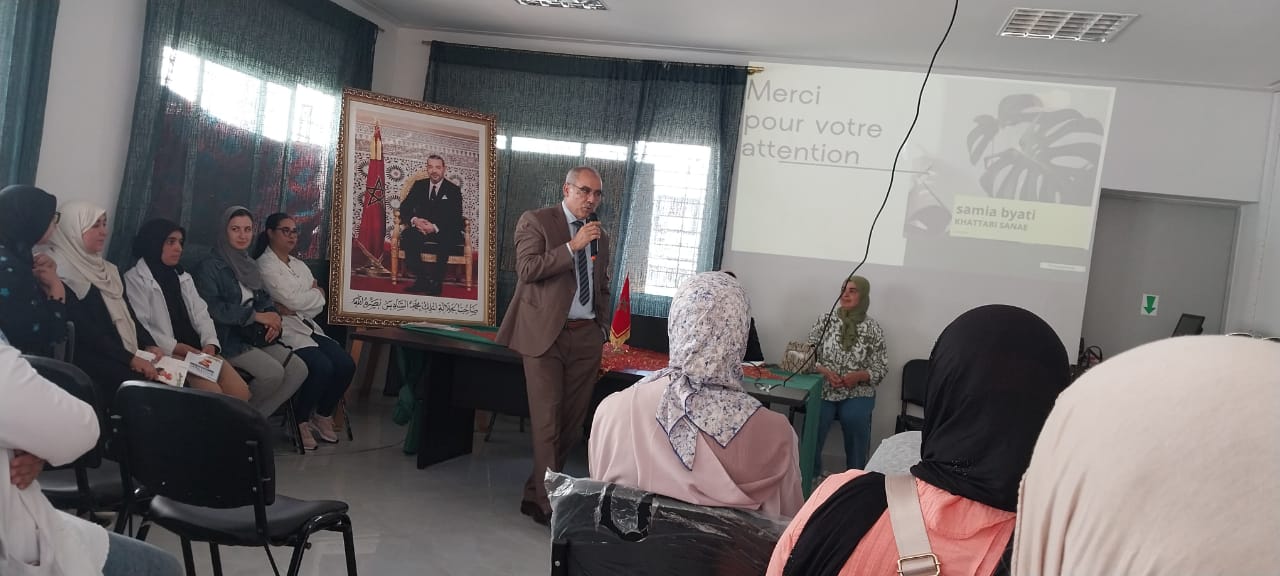 المركب الاجتماعي التربوي والرياضي رياض الزيتون ينظم لقاء تواصلي تخليدا للذكرى العشرون لانطلاق المبادرة الوطنية للتنمية البشرية