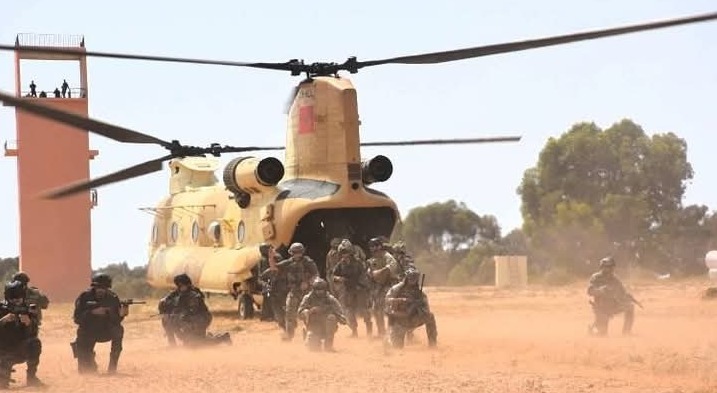 مصب واد درعة بطانطان: مناورات عسكرية مغربية أمريكية واسعة النطاق في ختام تمرين “الأسد الإفريقي2025”