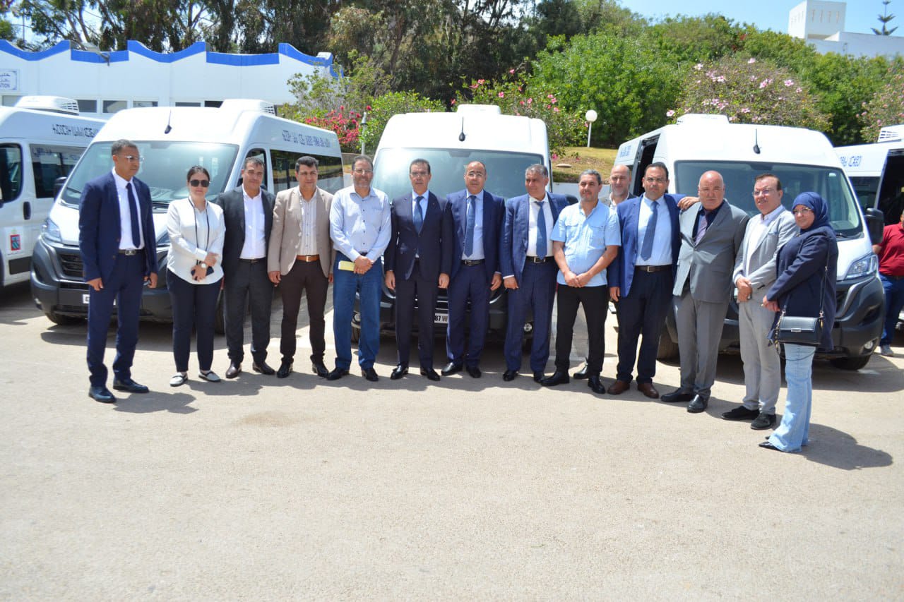 حافلات جديدة لتعزيز خدمات تصفية الدم بإقليم الحسيمة