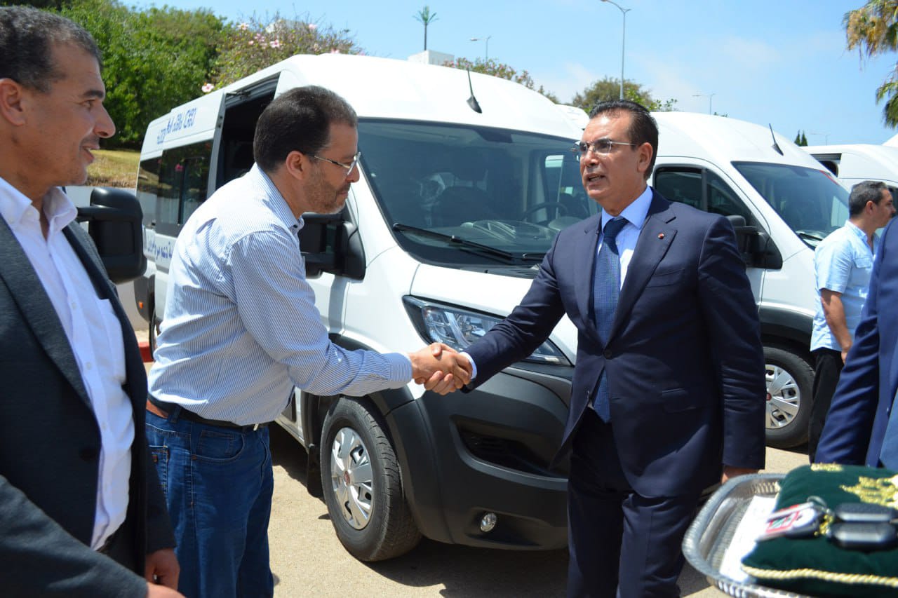 حافلات جديدة لتعزيز خدمات تصفية الدم بإقليم الحسيمة