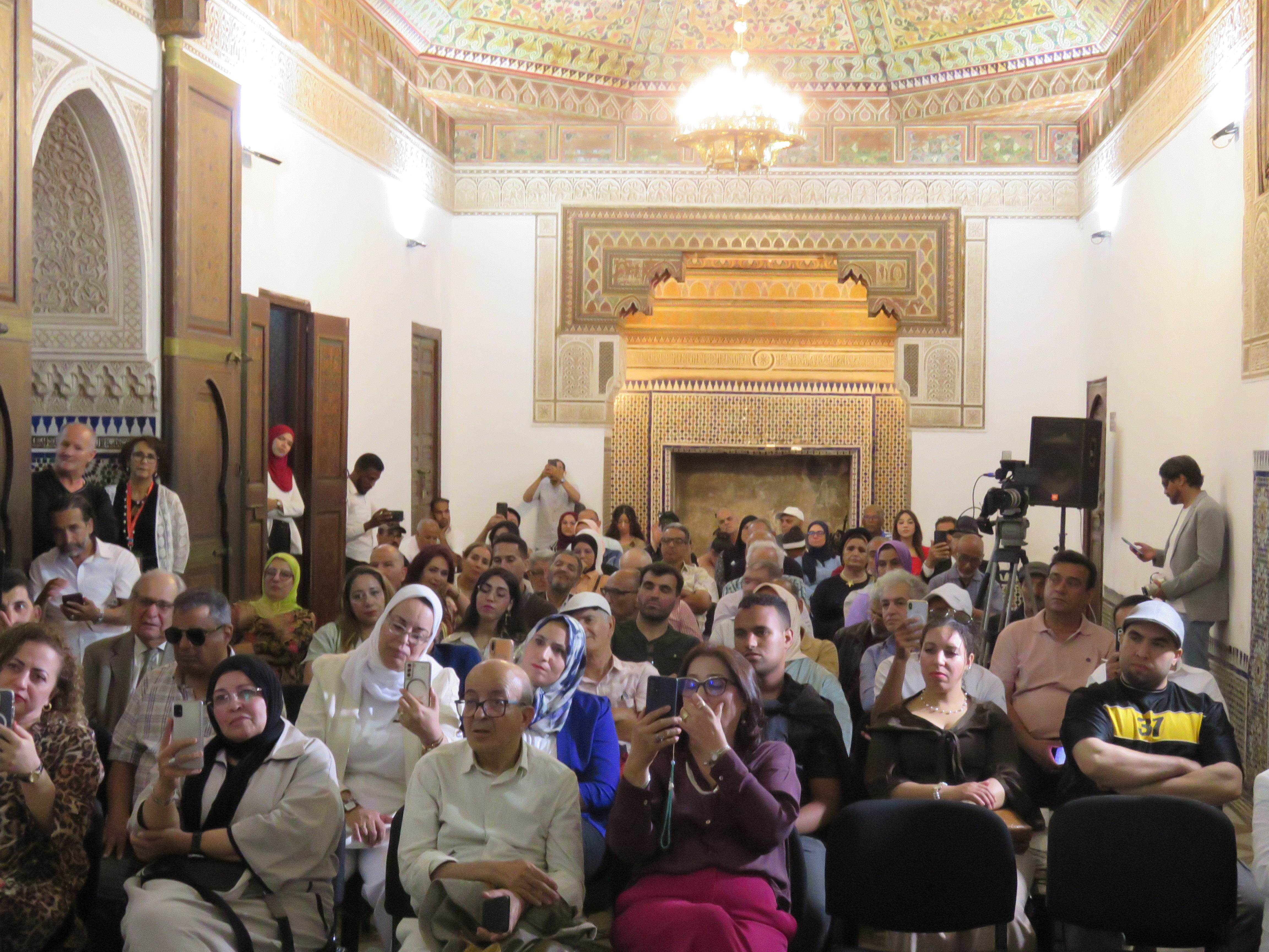 دار الشعر بمراكش تحيي ليلة استثنائية  من برنامج 