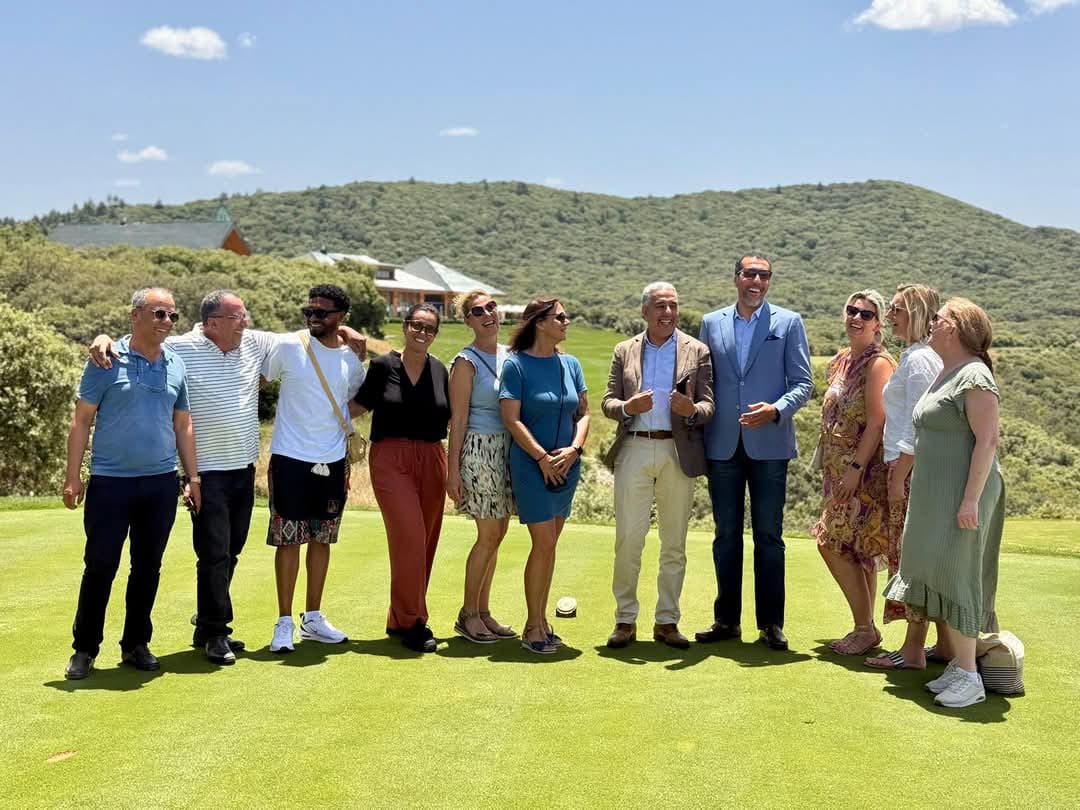 لتعزيز الشراكات الدولية والترويج للسياحة المستدامة إفران تستقبل  مهنيي وكالات الاسفار من هولندا