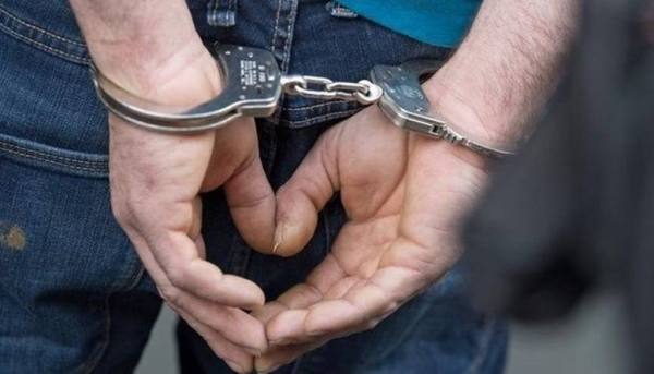 طنجة.. توقيف مواطن يحمل الجنسيتين الفرنسية والمغربية للاشتباه في ارتباطه بقضايا تتعلق بجرائم الاختطاف المقرون بالابتزاز وطلب فدية (بلاغ)