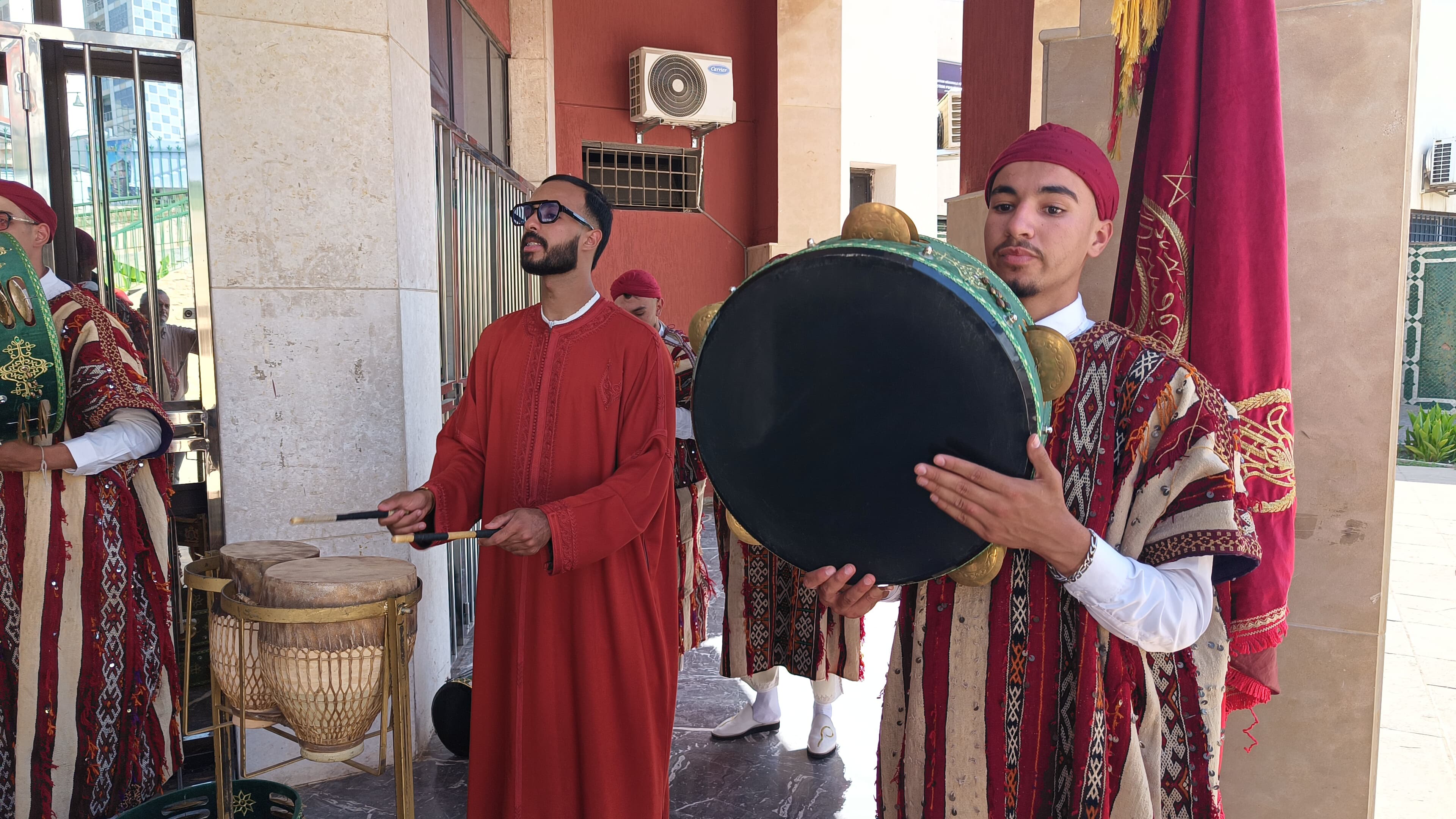 الملتقى الوطني الثاني للفنون الشعبية والتشكيلية بمكناس يومي 31ماي و فاتح يونيو 2025 الملتقى الوطني الثاني للفنون الشعبية والتشكيلية بمكناس يومي 31ماي و فاتح يونيو 2025