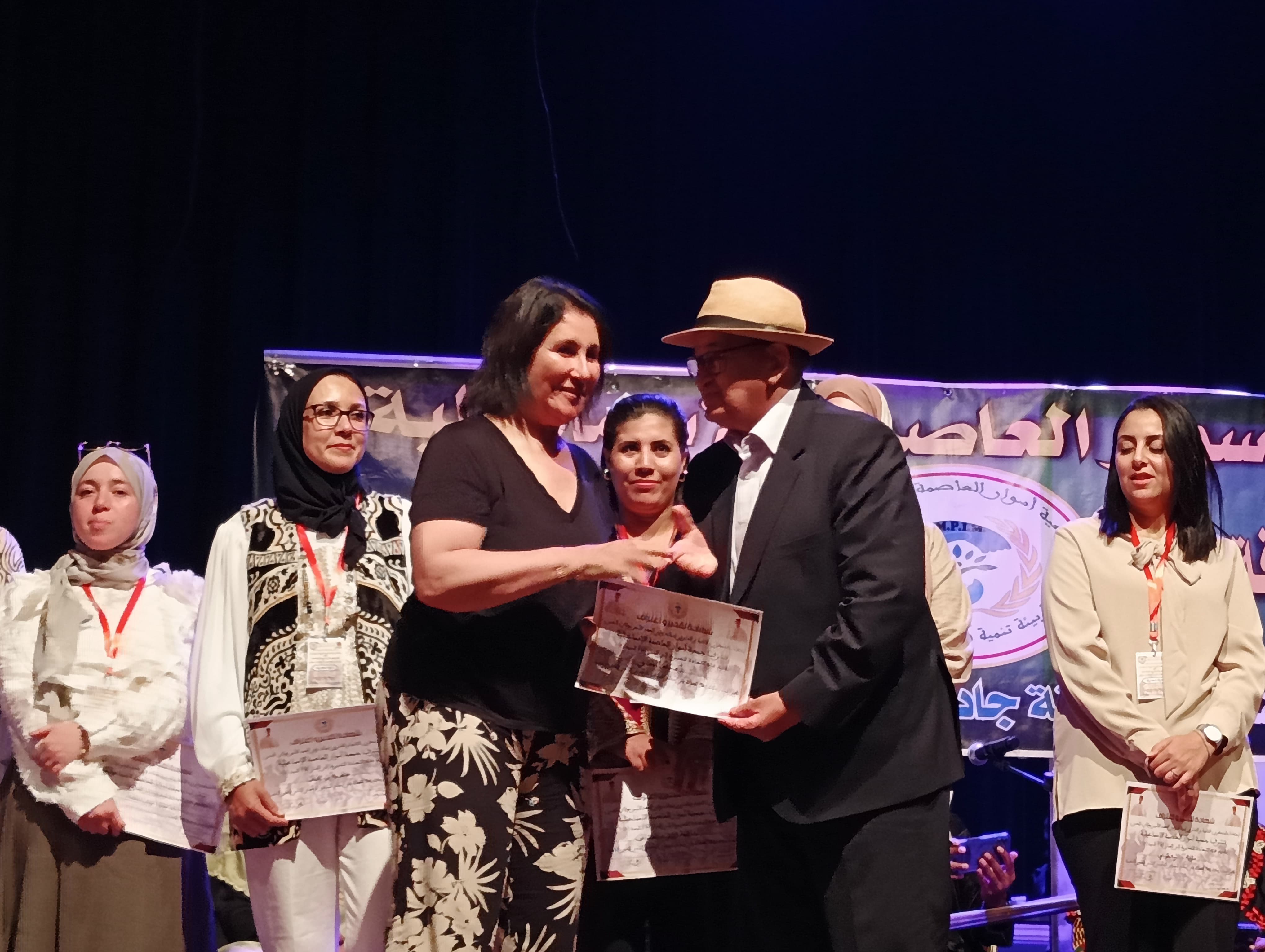 الملتقى الوطني الثاني للفنون الشعبية والتشكيلية بمكناس يومي 31ماي و فاتح يونيو 2025 الملتقى الوطني الثاني للفنون الشعبية والتشكيلية بمكناس يومي 31ماي و فاتح يونيو 2025