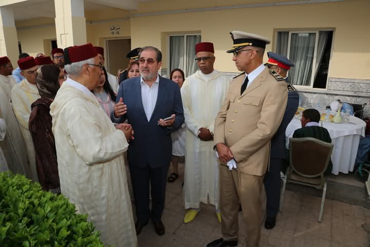 زيارة السيد عامل عمالة مكناس مباشرة بعد صلاة عيد الاضحى مؤسسة الرعاية الاجتماعية للمسنين زيارة السيد عامل عمالة مكناس مباشرة بعد صلاة عيد الاضحى مؤسسة الرعاية الاجتماعية للمسنين