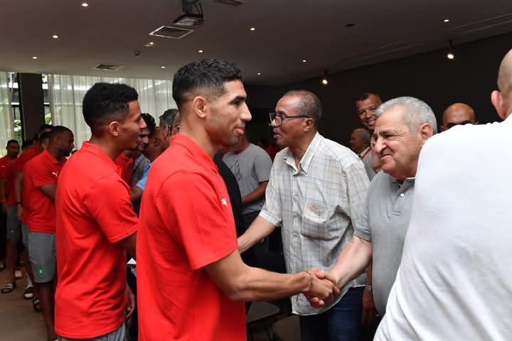 فاس .. الجامعة الملكية المغربية لكرة القدم تقيم حفل استقبال على شرف لاعبين دوليين سابقين فاس .. الجامعة الملكية المغربية لكرة القدم تقيم حفل استقبال على شرف لاعبين دوليين سابقين