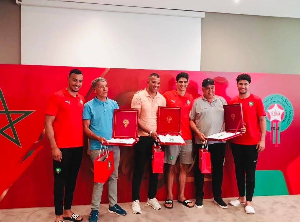 تكريم قدماء  المنتخب الوطني والصحافة الرياضية يتقدمهم حميدوش والشرايبي