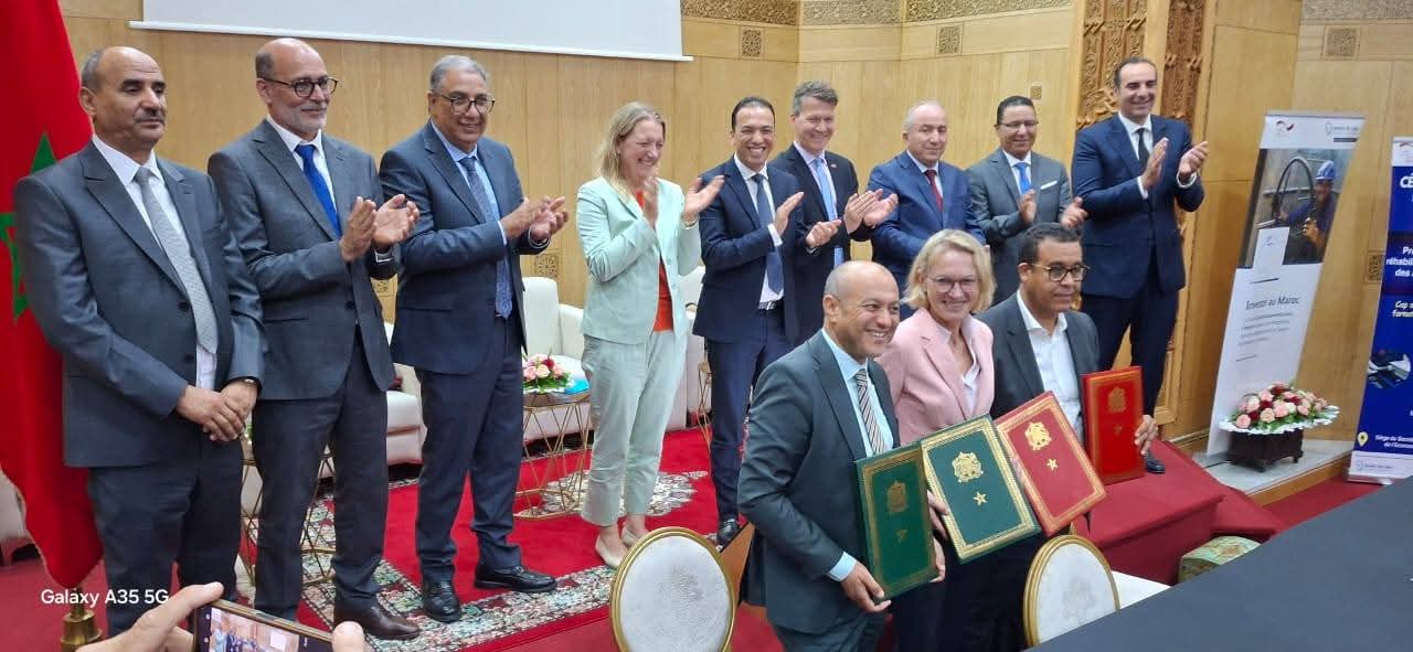 توقيع اتفاقيتين يهمان توسعة وإعادة تأهيل المعهدين المتخصصين في فنون الصناعة التقليدية بكل من فاس والرباط