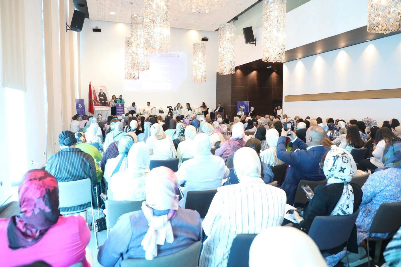 الناظور تحتضن الجمع العام الجهوي لمنظمة نساء الأصالة والمعاصرة بجهة الشرق الناظور تحتضن الجمع العام الجهوي لمنظمة نساء الأصالة والمعاصرة بجهة الشرق