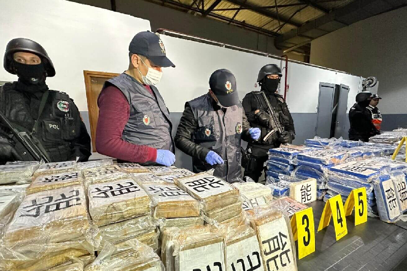 معبر الكركرات.. إجهاض محاولة للتهريب الدولي للمخدرات وحجز 92 كيلوغراما و 900 غرام من مخدر الكوكايين (مصدر أمني)