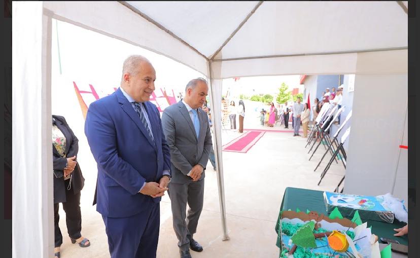 سفيرة الوحدة الترابية و المديرة التربوية لمجموعة مدارس لافوندسيون وسعادة سفير جمهورية العراق السيد عماد مرزا وسعادة سفير جمهورية مصر العربية السيد احمد نهاد عبد اللطيف وعمداء الجامعات و اكادميين ودكاترة وباحثين ، يفتتحون ملتقى لافوندسيون للتربية البيئية والتنمية المستدامة في دورته الثالثة