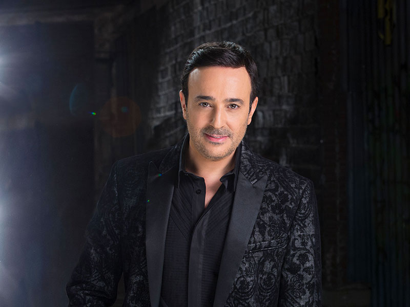 موازين 2025.. صابر الرباعي يشدو بألحان تأسر القلوب وتحيي الذكريات على خشبة مسرح محمد الخامس موازين 2025.. صابر الرباعي يشدو بألحان تأسر القلوب وتحيي الذكريات على خشبة مسرح محمد الخامس