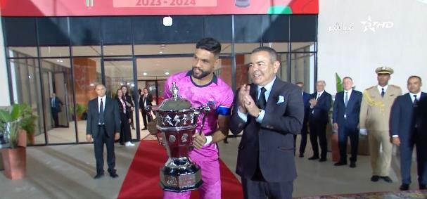 صاحب السمو الملكي الأمير مولاي رشيد يترأس بفاس المباراة النهائية لنيل كأس العرش لكرة القدم (2023-2024 ) بين فريقي نهضة بركان وأولمبيك آسفي