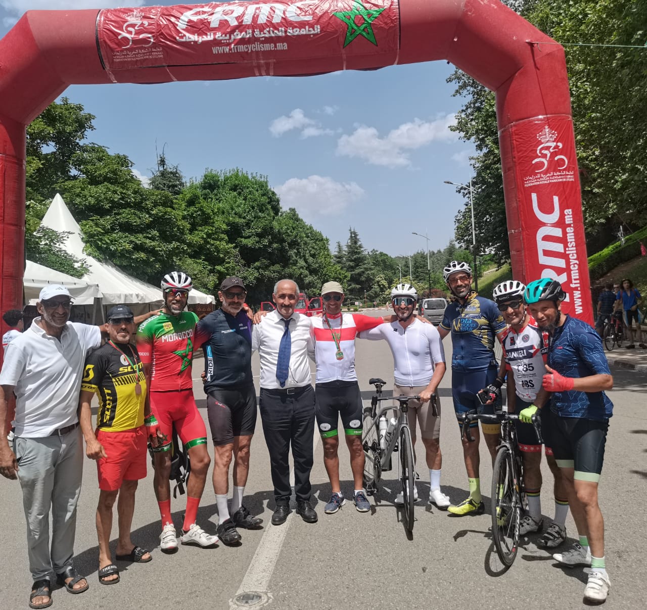 افران...جوهرة الاطلس تشهد اختتام بطولة المغرب لسباق الدراجات على الطريق برسم سنة 2025.