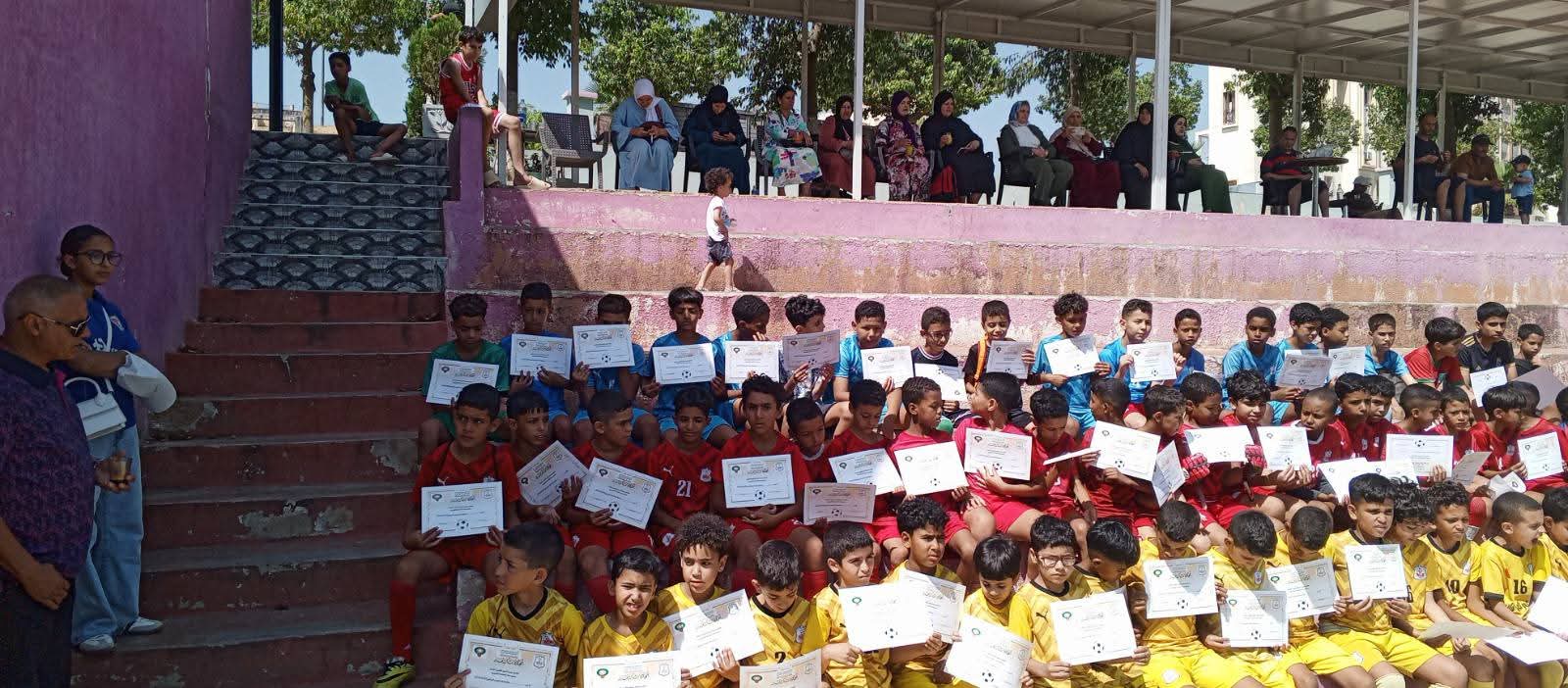 حفل اختتام الموسم الرياضي الكروي لجمعية النجوم لتكوين الشباب