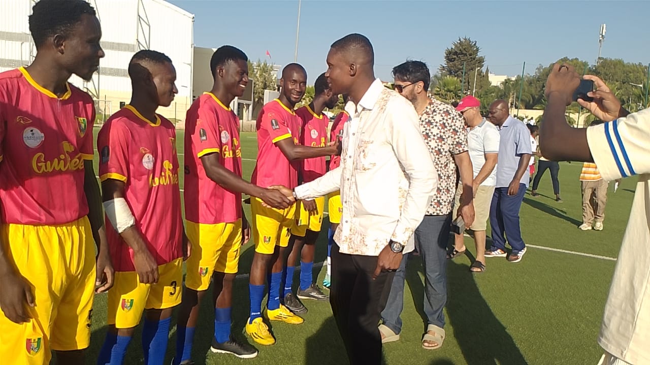 قبل كأس إفريقيا 2025  مكناس تحتضن ملحمة كروية طلابية بين أبناء القارة السمراء