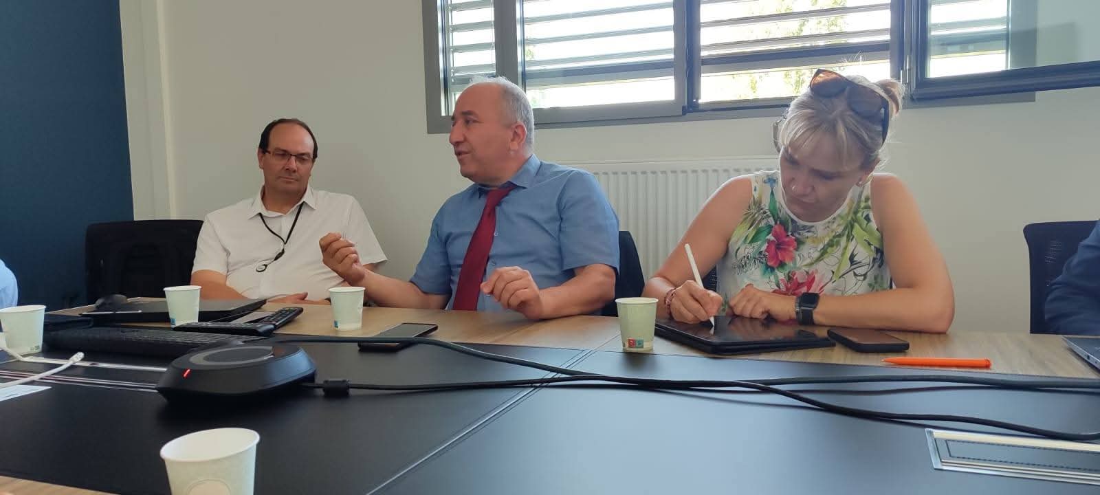 تعزيز العلاقات الثنائية المغربية والفرنسية في مجال الصناعة التقليدية