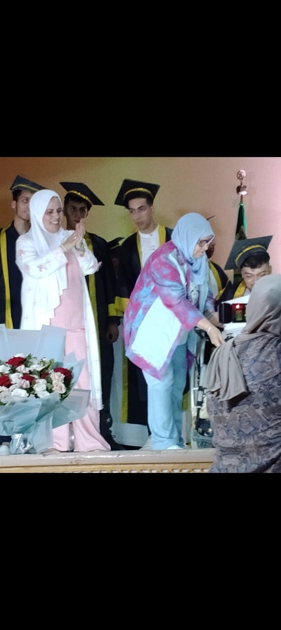 الحفل الختامي للموسم الدراسي لأطفال الجمعية الإسماعيلية للمعاقين جسديا بمكناس الحفل الختامي للموسم الدراسي لأطفال الجمعية الإسماعيلية للمعاقين جسديا بمكناس