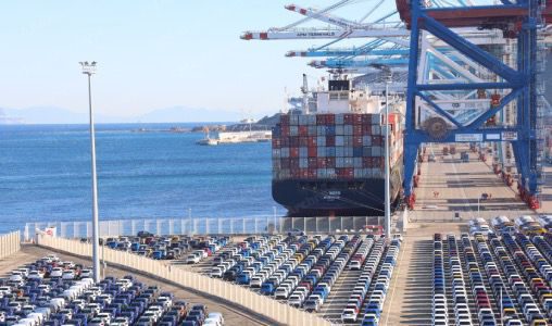 بقيادة جلالة الملك، المغرب يعزز جاذبيته وقدرته على الربط بفضل بنية تحتية متطورة بقيادة جلالة الملك، المغرب يعزز جاذبيته وقدرته على الربط بفضل بنية تحتية متطورة