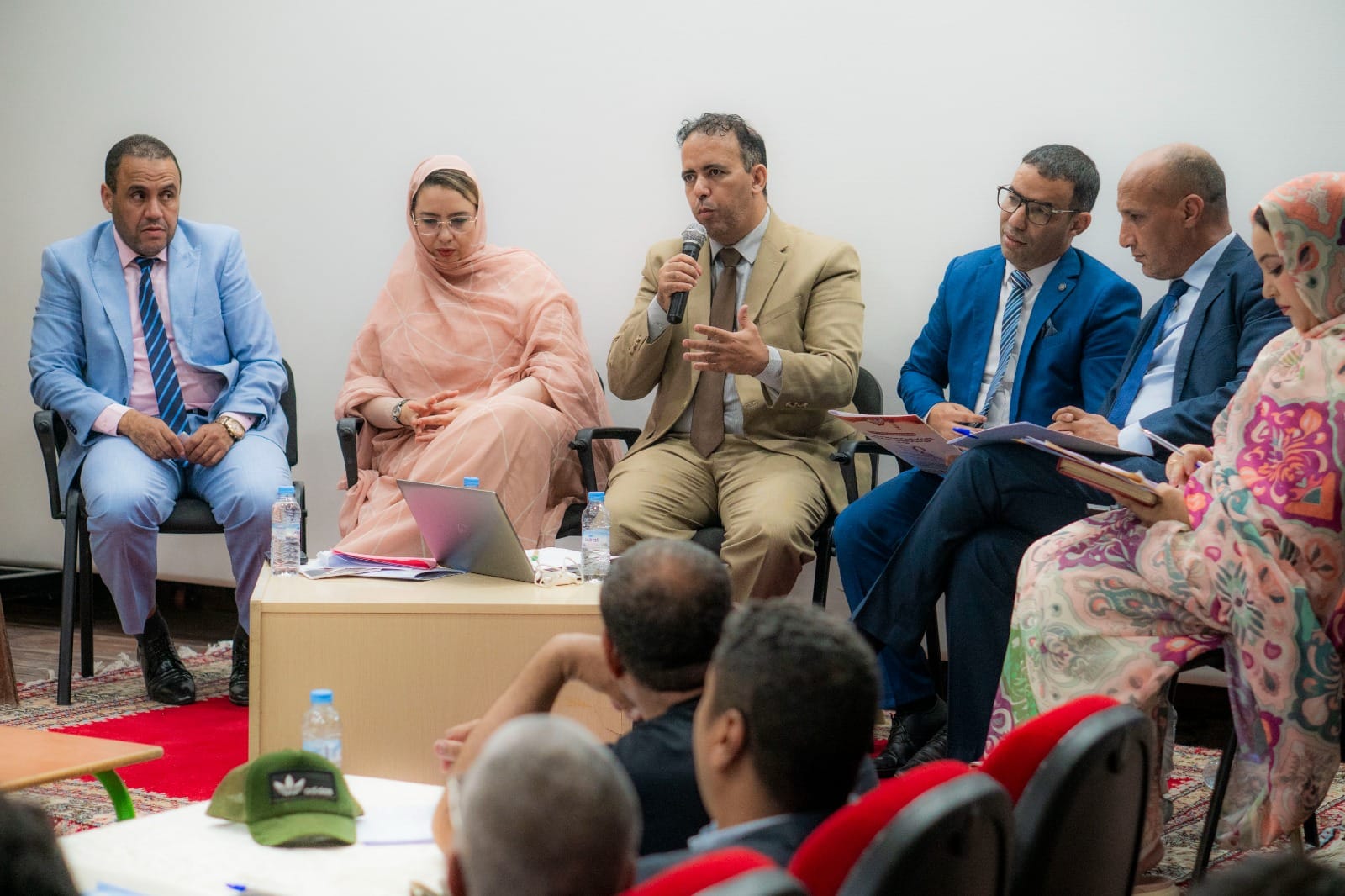 مركز التفكير الاستراتيجي والوزارة المنتدبة ينظمان منتدى جهويًا حول العرائض والحق في المعلومة بجهة العيون الساقية الحمراء