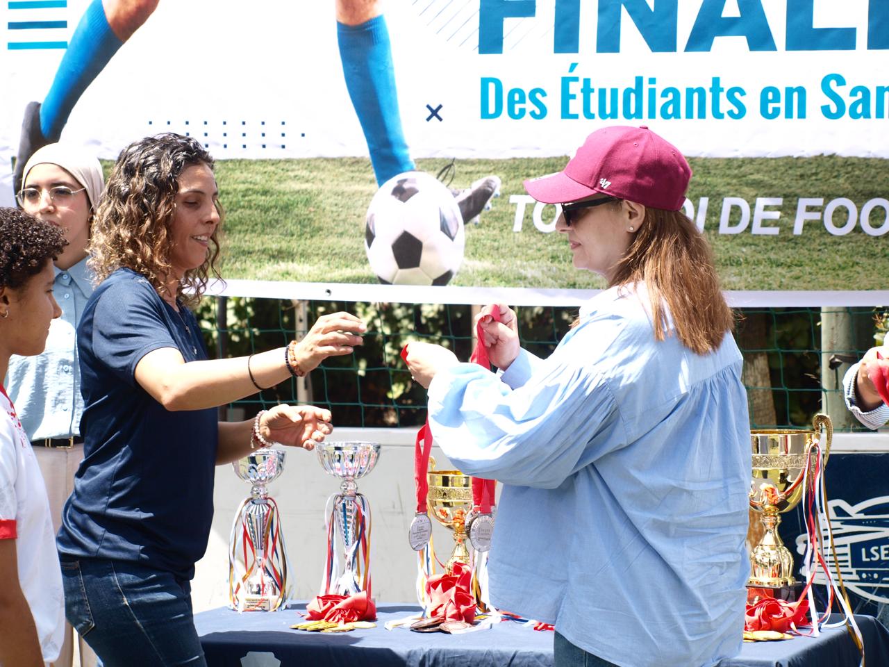 الرياضة في خدمة التمريض IPFOPS المعهد يحتفل بالشباب والهوية الرياضة في خدمة التمريض IPFOPS المعهد يحتفل بالشباب والهوية