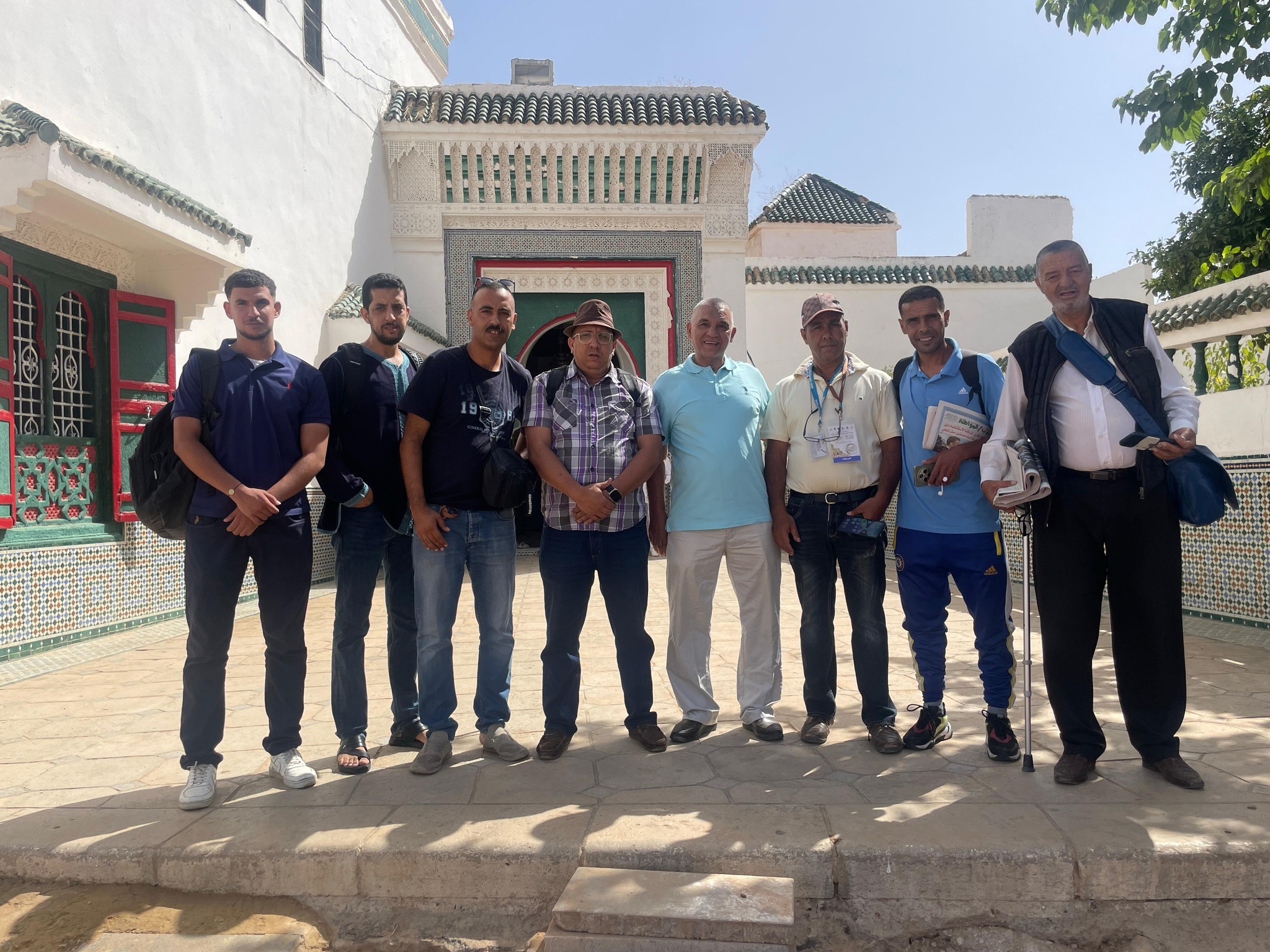 زيارة ضيوف مهرجان عيساوة لضريح الهادي بنعيسى تجسد دور هدا الوالي الصالح في خدمة الطريقة الصوفية زيارة ضيوف مهرجان عيساوة لضريح الهادي بنعيسى تجسد دور هدا الوالي الصالح في خدمة الطريقة الصوفية