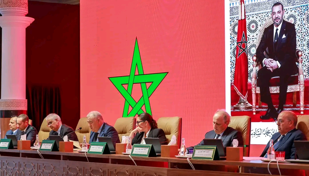 تطوان .. لقاء يجمع عددا من الوزارء والولاة والعمال لتداول السبل الكفیلة بإطلاق جیل جدید من برامج التنمیة الترابیة تطوان .. لقاء يجمع عددا من الوزارء والولاة والعمال لتداول السبل الكفیلة بإطلاق جیل جدید من برامج التنمیة الترابیة