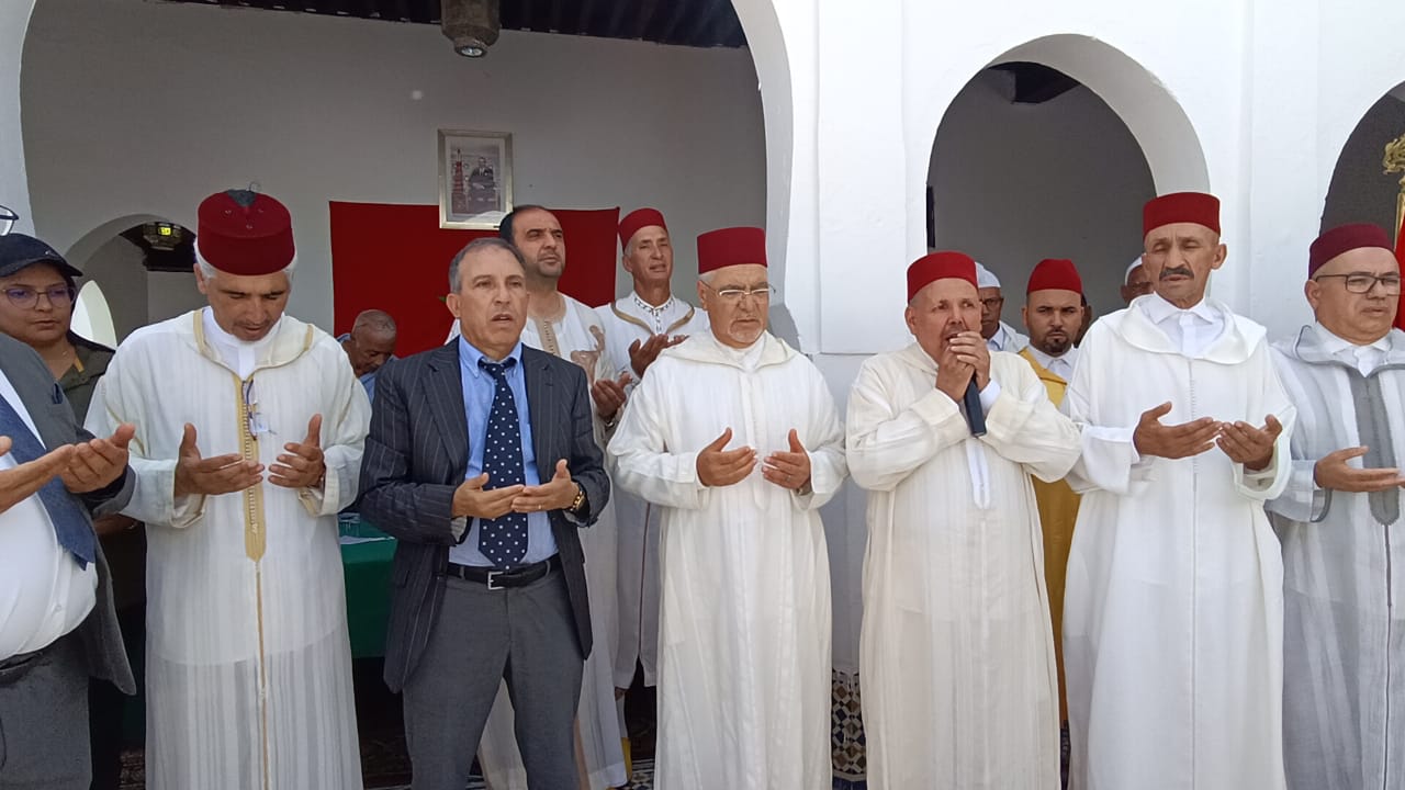 موسم مولاي إدريس الأكبر: هبات ملكية لفائدة 1061 من الأسر المعوزة بمكناس ومولاي إدريس زرهون موسم مولاي إدريس الأكبر: هبات ملكية لفائدة 1061 من الأسر المعوزة بمكناس ومولاي إدريس زرهون