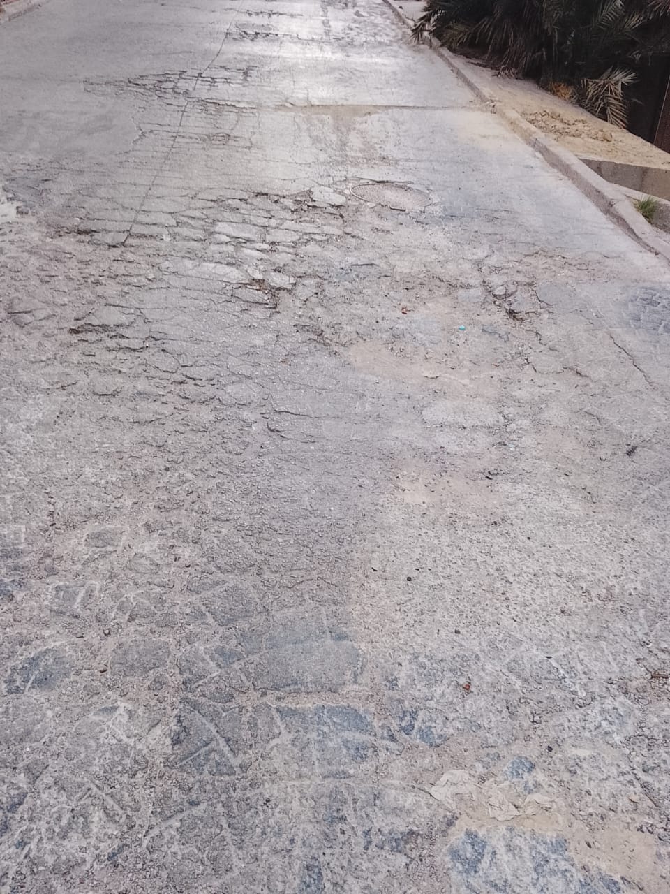 إشكالية الحفر بشارع بحي خندق الرزبوح بتطوان… سنوات من الانتظار دون إصلاح إشكالية الحفر بشارع بحي خندق الرزبوح بتطوان… سنوات من الانتظار دون إصلاح